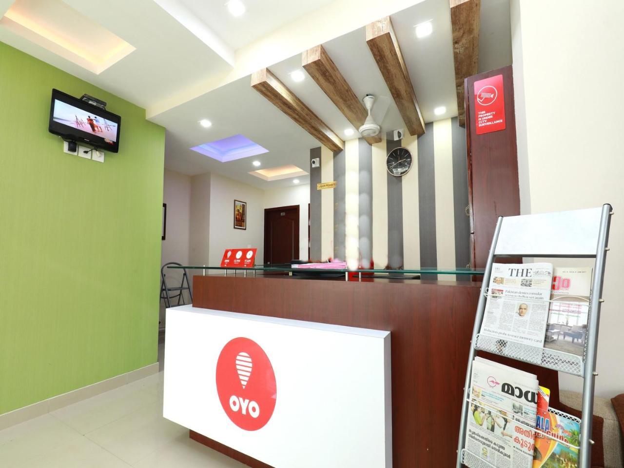 Oyo 6728 Almas Residency Hotel Kochi Exterior photo