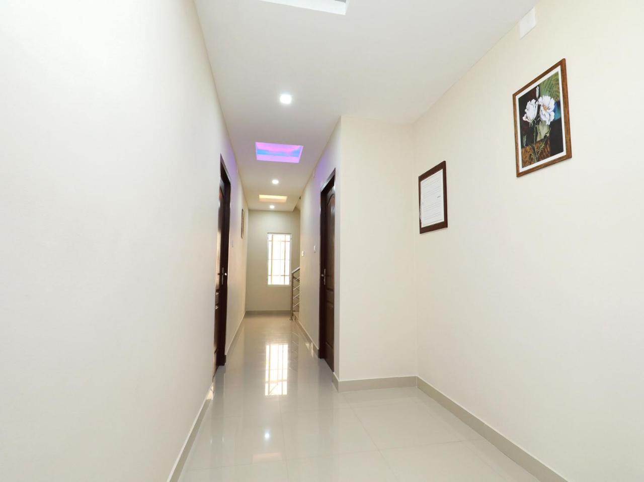 Oyo 6728 Almas Residency Hotel Kochi Exterior photo